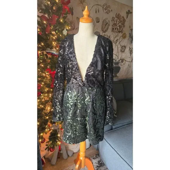 NWT NBD Gavin Green Black Sequin Plunge Mini Dress Size L -  threedaughtersproperties.com
